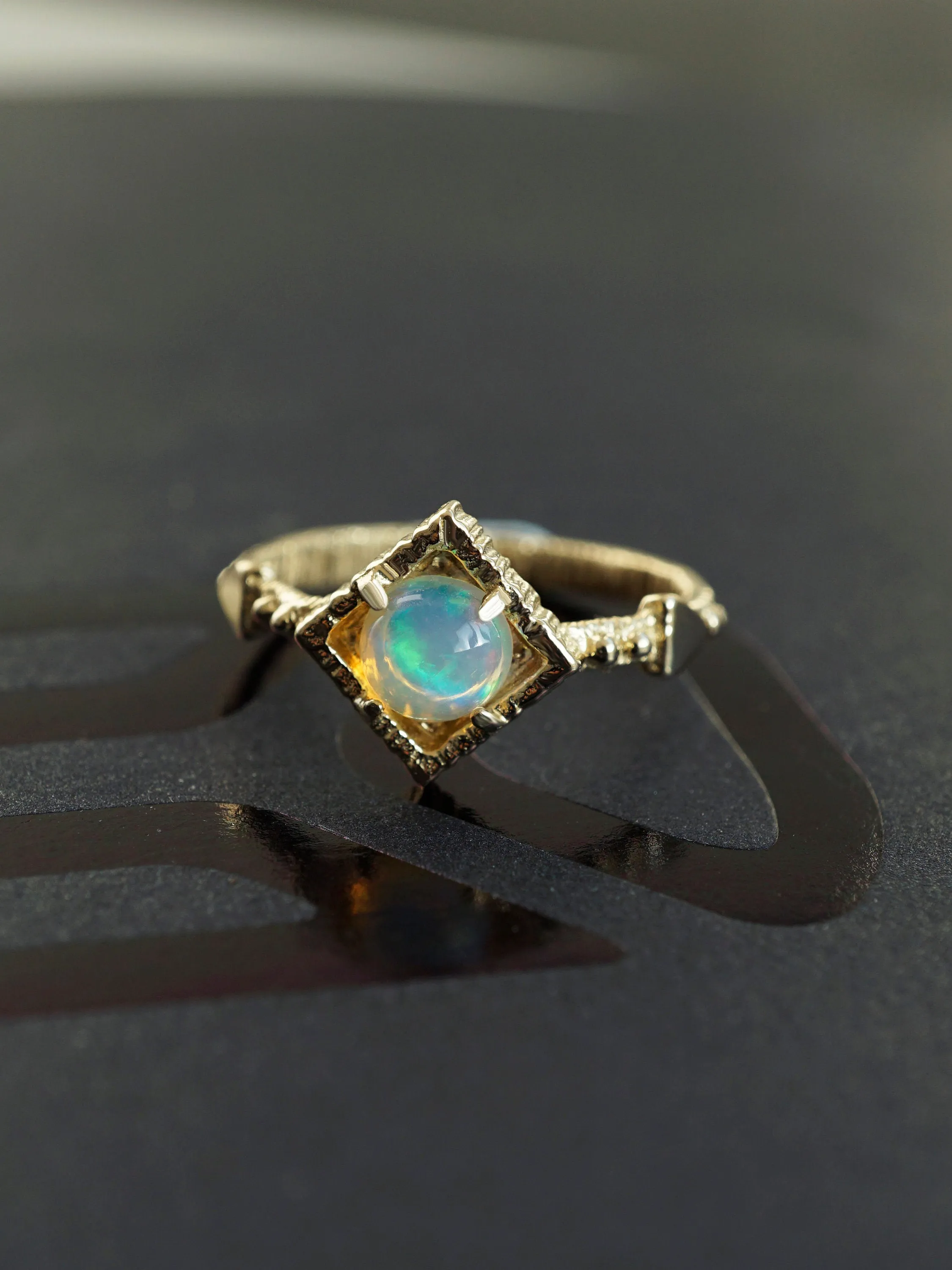 14k Gold Opal ring GOLDEN LAKE