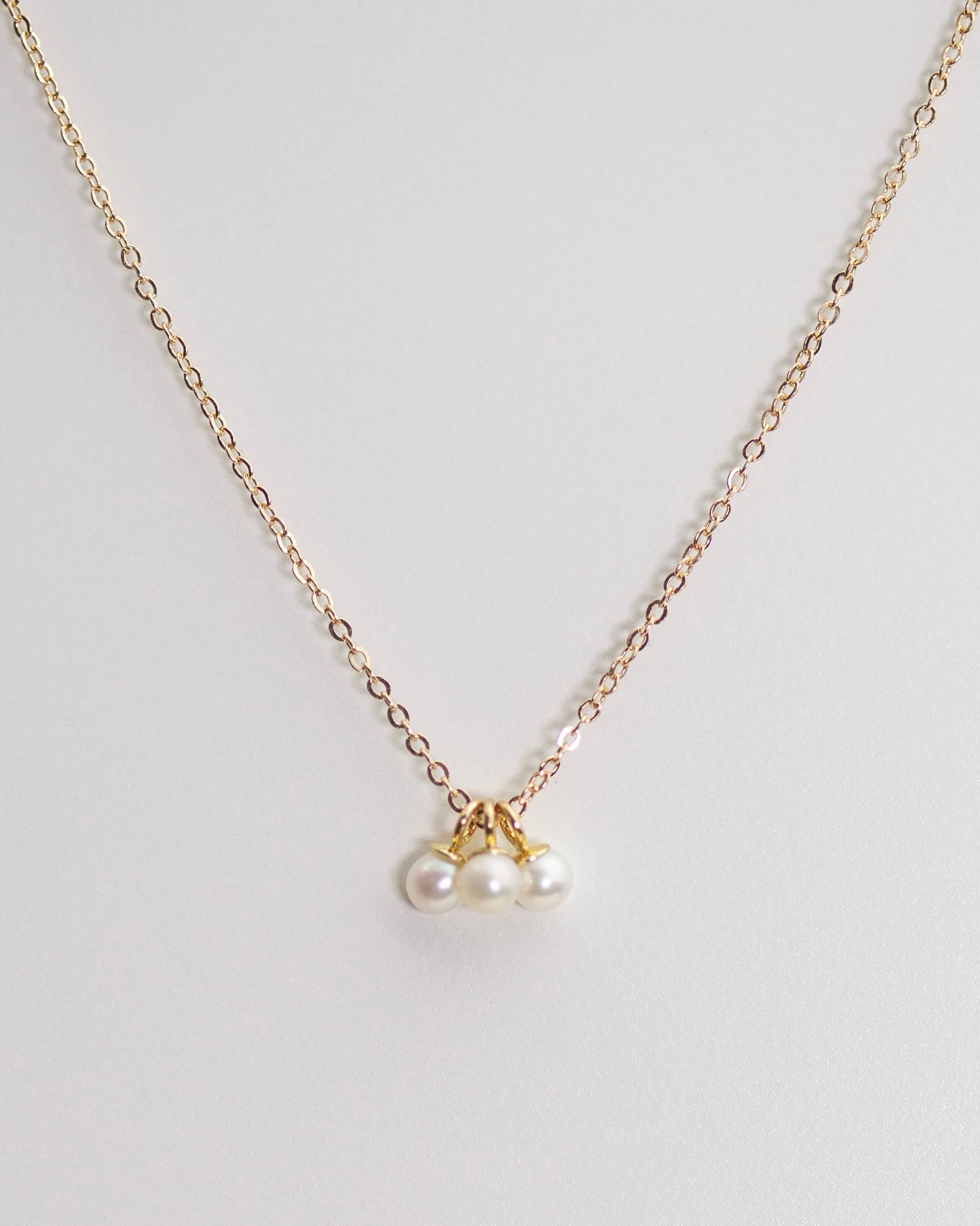 14k Mini Pearl Pendant Necklace