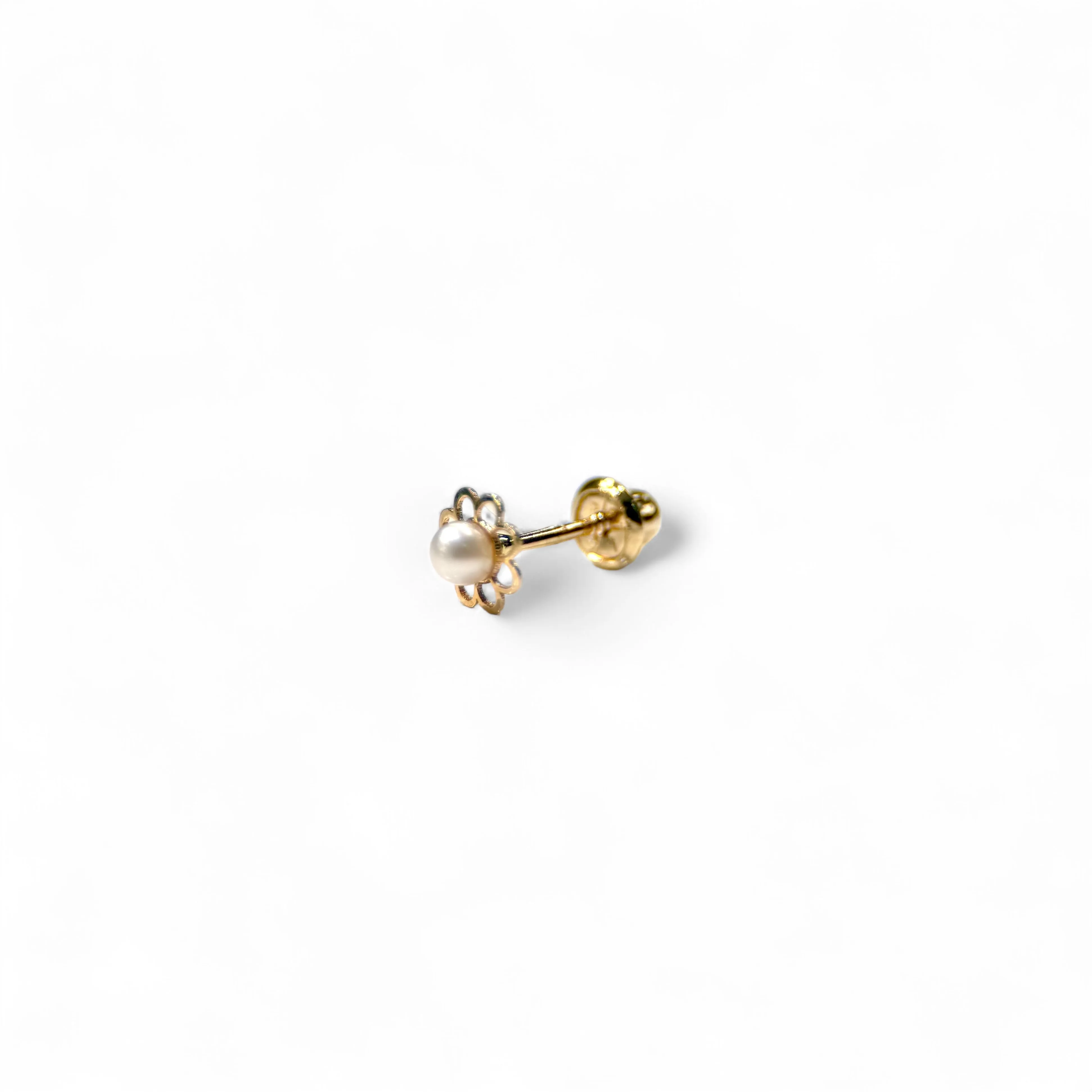 14K Yellow Gold Flower Screwback Earring with Fresh Water Pearl