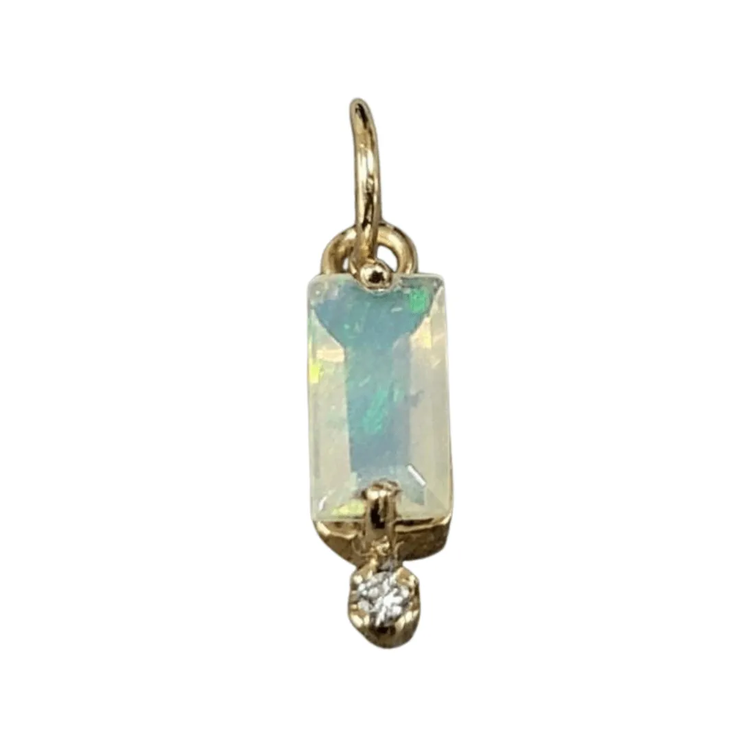 18k Gold Baguette Opal & Diamond Pendant