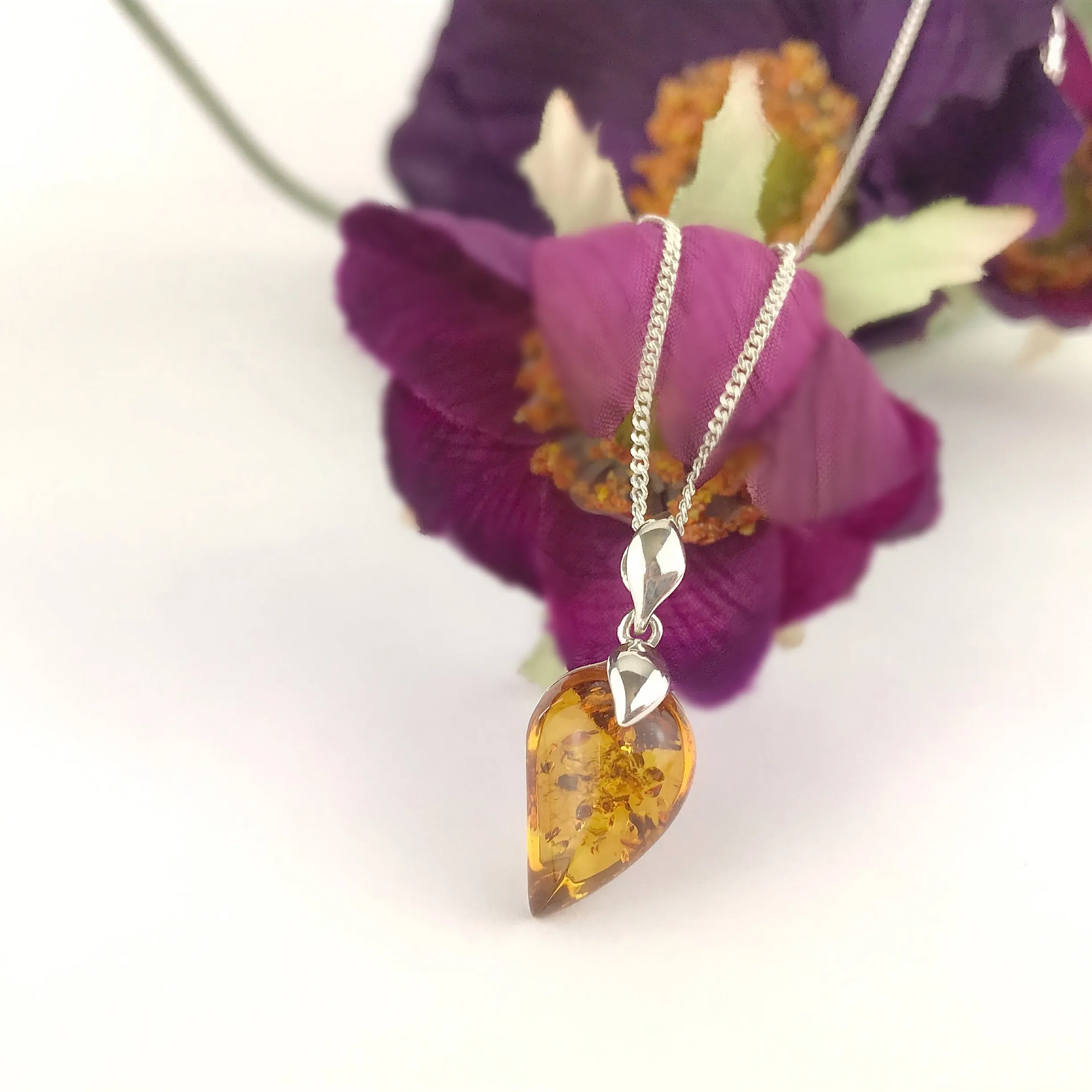 Amber Petal Pendant - VP293