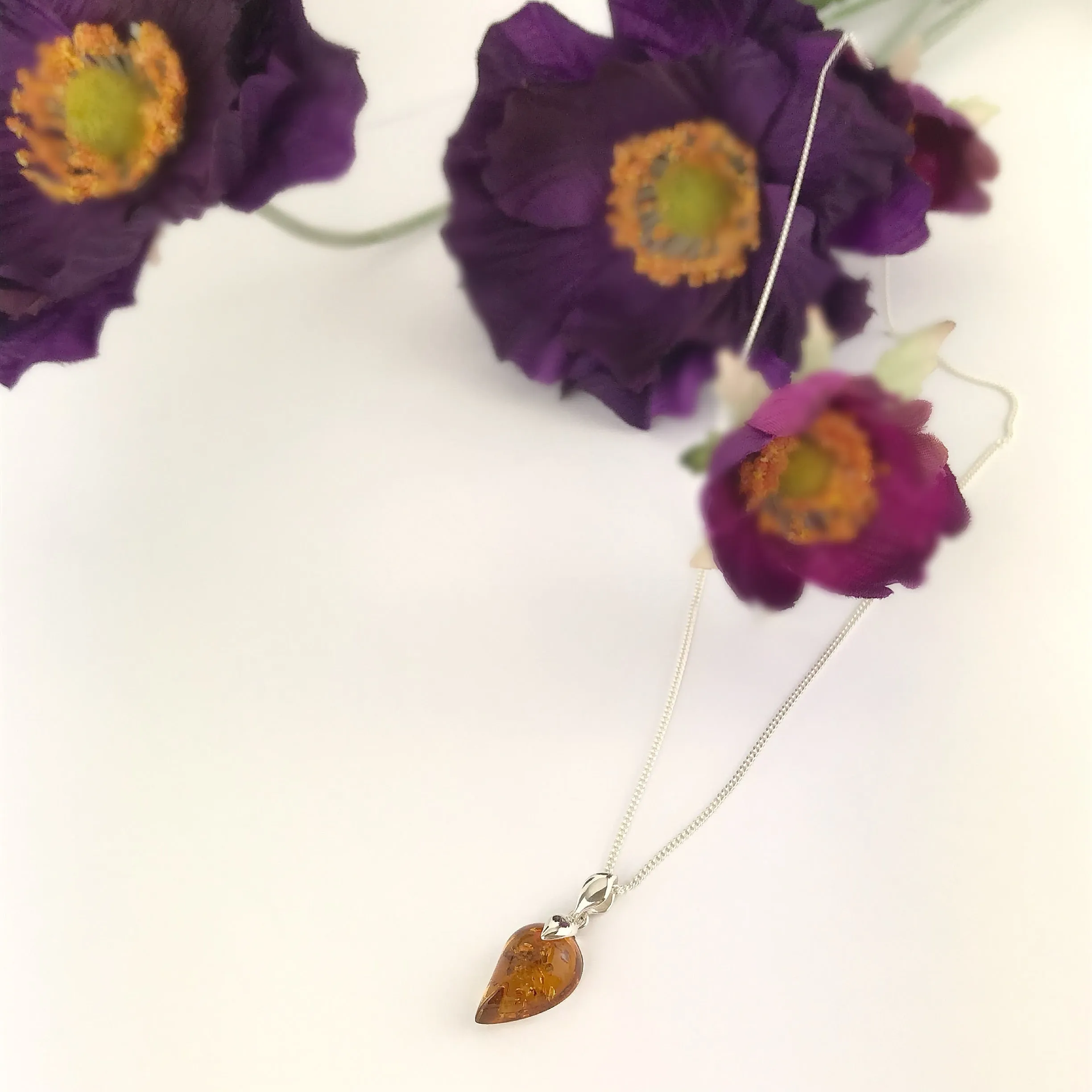 Amber Petal Pendant - VP293