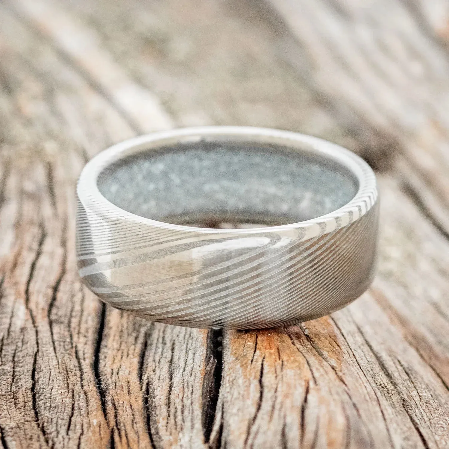 DIAMOND DUST LINED DAMASCUS STEEL WEDDING BAND - DAMASCUS STEEL - SIZE 9