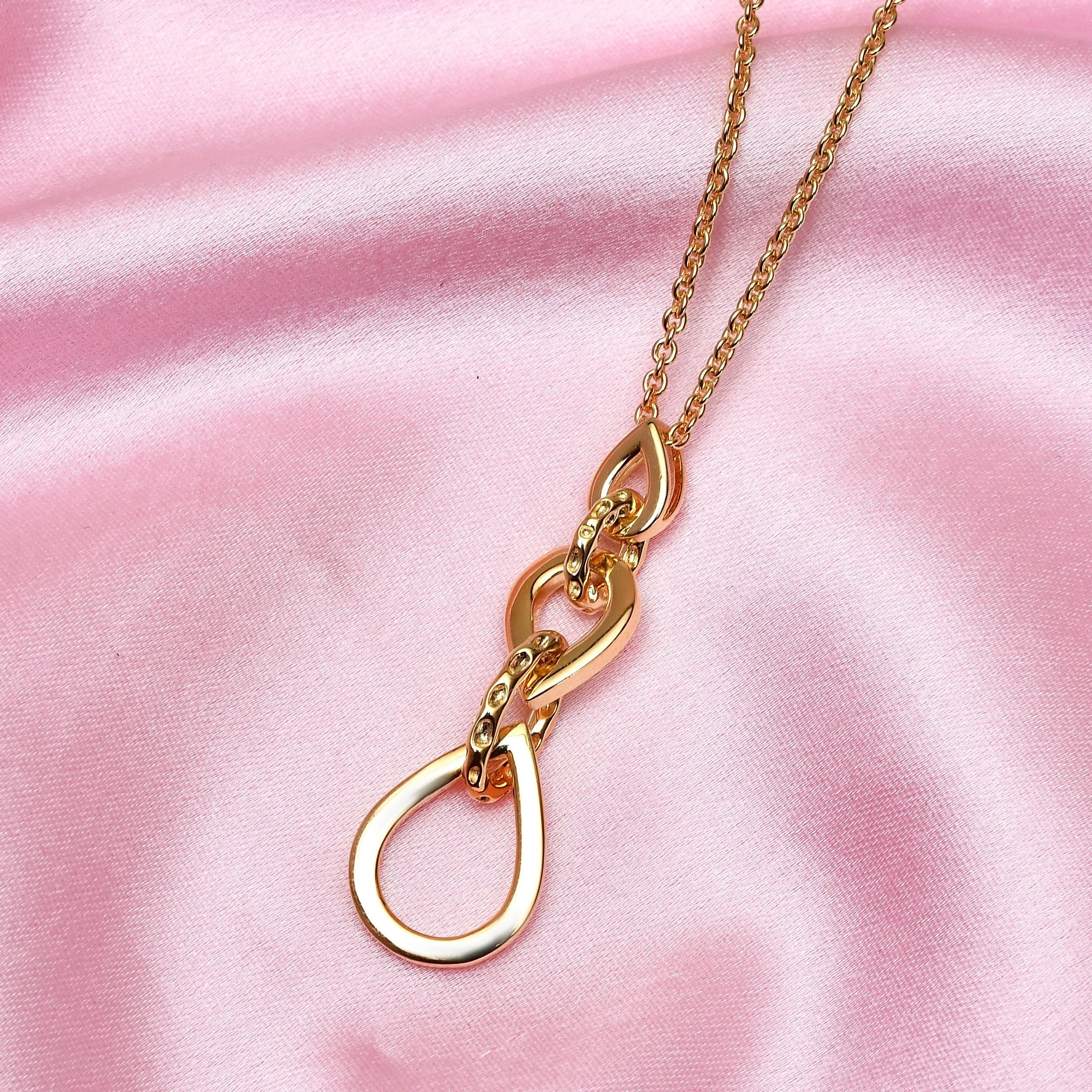 Love Link Pendant with FREE Chain