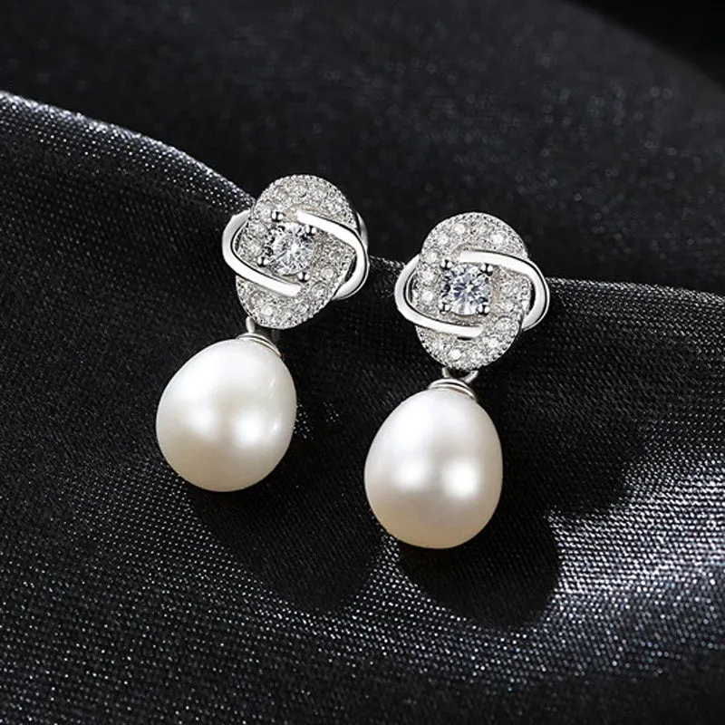 Natural Freshwater Pearl Vintage Flower Stud Earrings