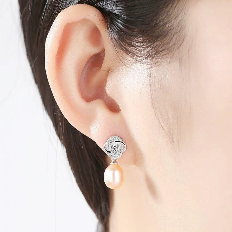 Natural Freshwater Pearl Vintage Flower Stud Earrings