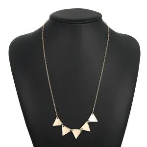 New Fashion Simple Geometric Mosaic Triangle Pendant Short Clavicle Chain Necklace Women