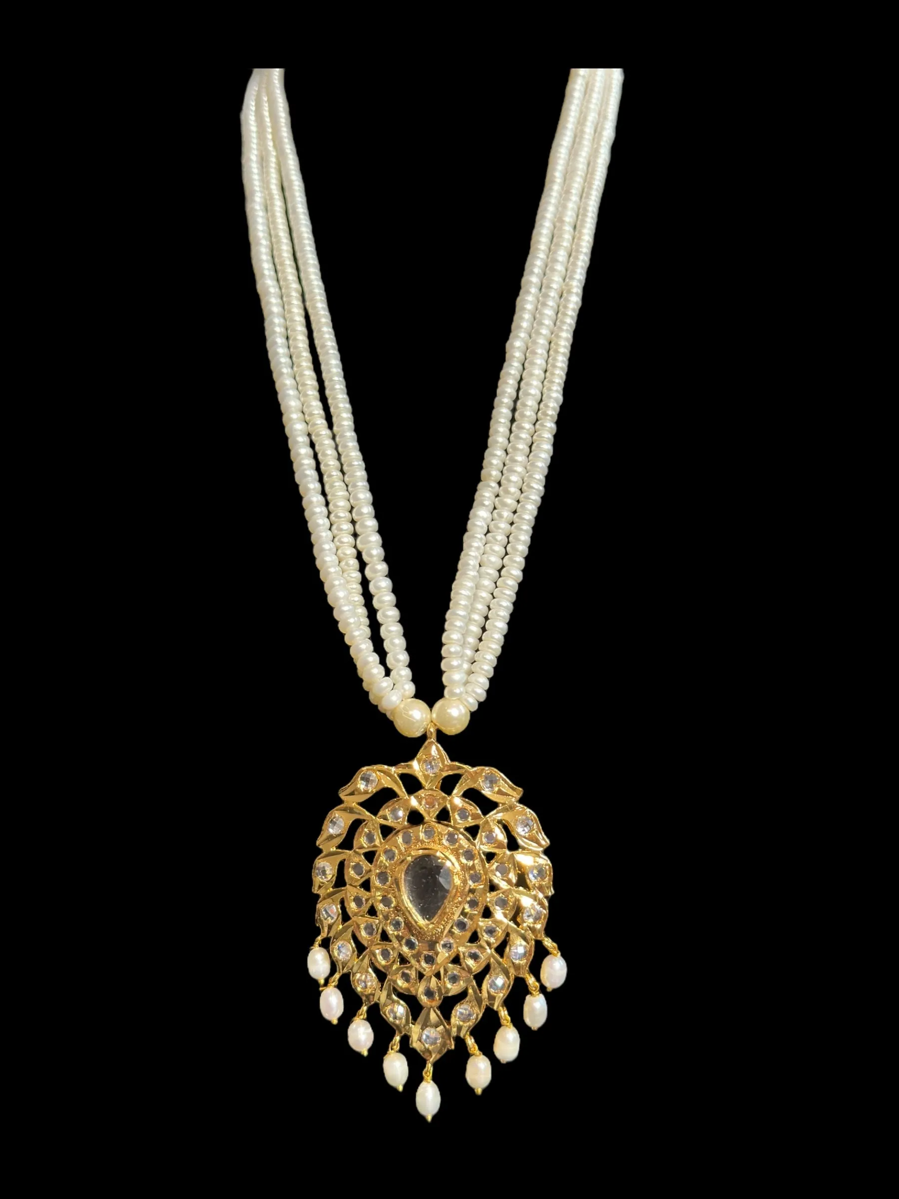 PS345 Alvira pan necklace set in fresh water pearls  (READY TO SHIP )