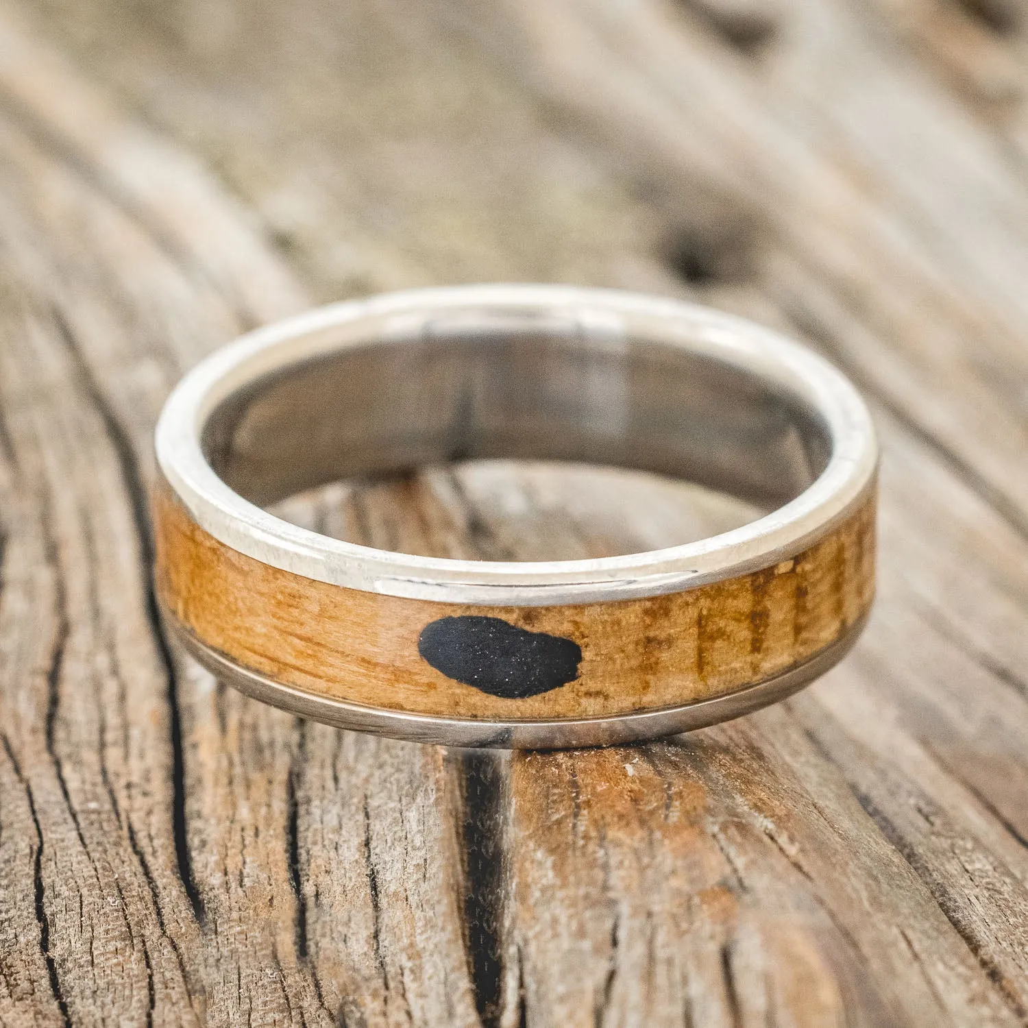 "RAINIER" - WHISKEY BARREL OAK & CHARRED WHISKEY BARREL WEDDING BAND - TITANIUM (6MM) - SIZE 10 1/4