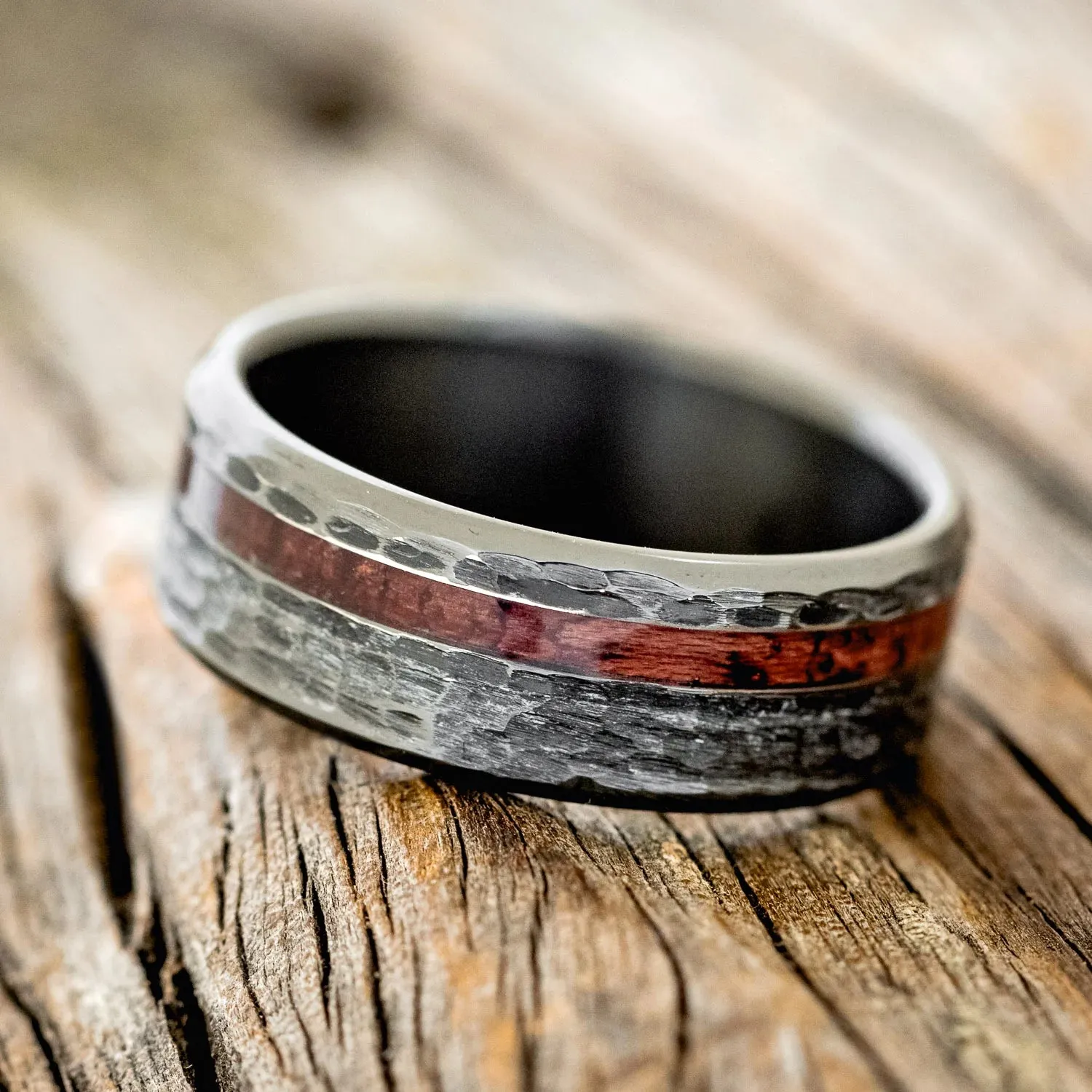 "VERTIGO" - PURPLEHEART WOOD WEDDING BAND WITH HAMMERED FINISH - BLACK ZIRCONIUM - 7 1/2