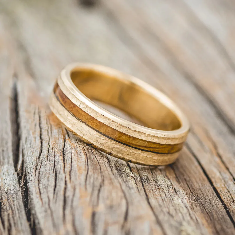 "VERTIGO" - WHISKEY BARREL OAK WEDDING RING WITH HAMMERED FINISH - 14K YELLOW GOLD (6MM) - SIZE 13