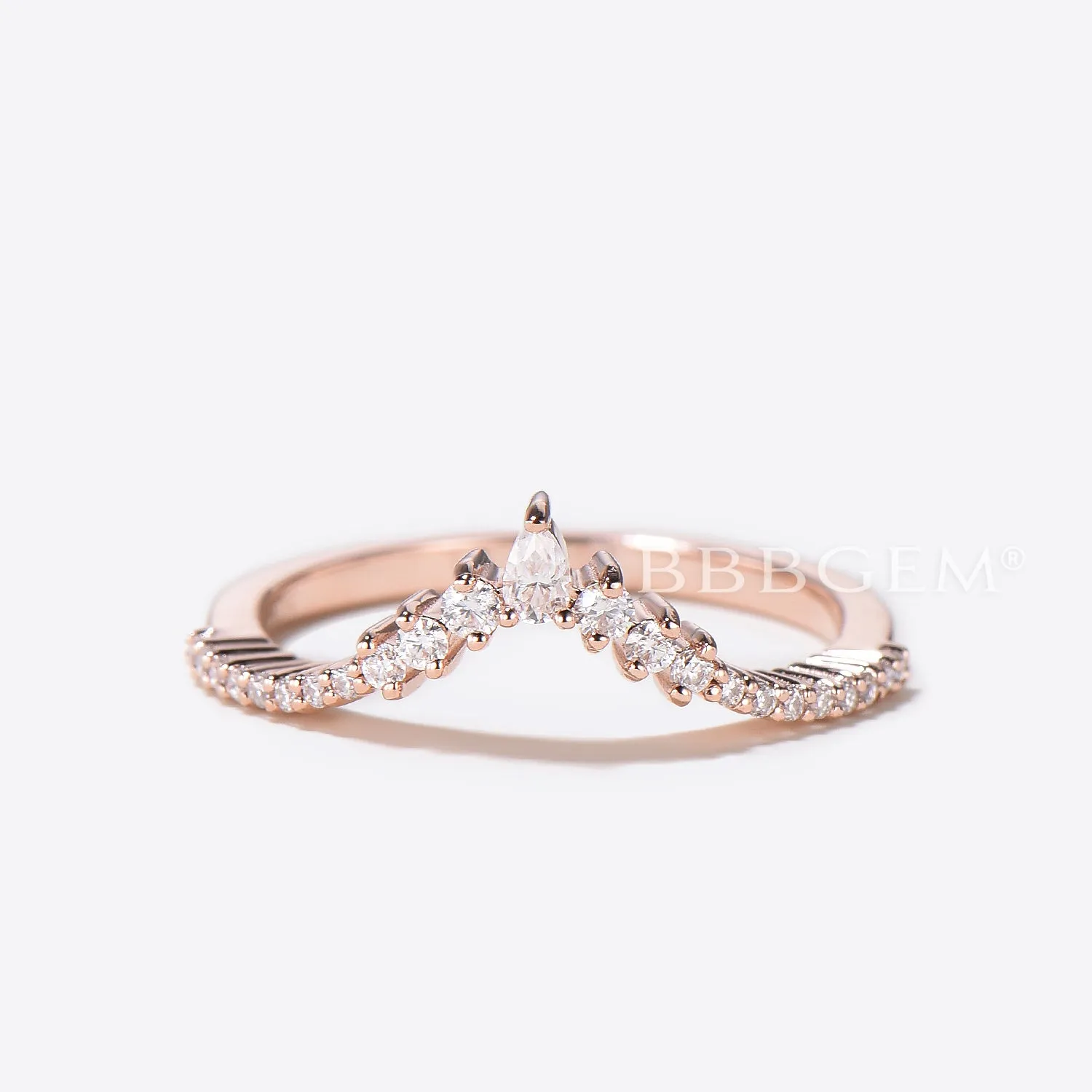 Rose Gold Curved Moissanite Wedding Band Pear & Round Cut Moissanite Ring