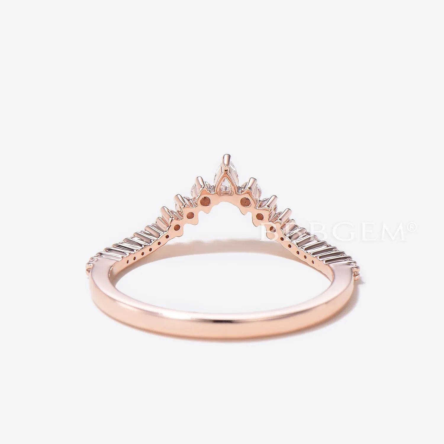 Rose Gold Curved Moissanite Wedding Band Pear & Round Cut Moissanite Ring