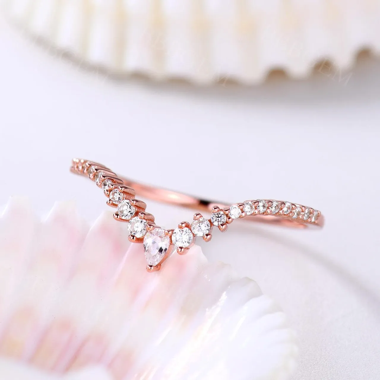 Rose Gold Curved Moissanite Wedding Band Pear & Round Cut Moissanite Ring