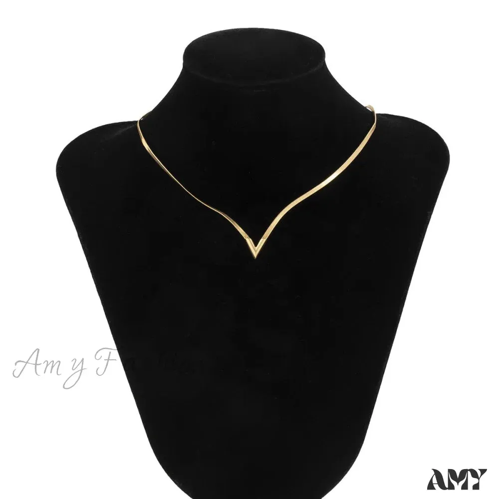 Simple Men's Jewelry Creative V-shaped Necklace