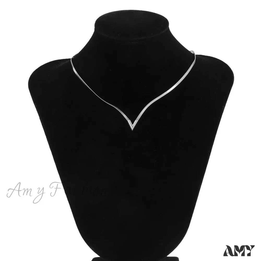 Simple Men's Jewelry Creative V-shaped Necklace