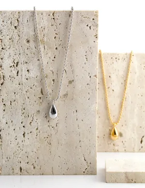 Simple Water Drop Pendant Necklace