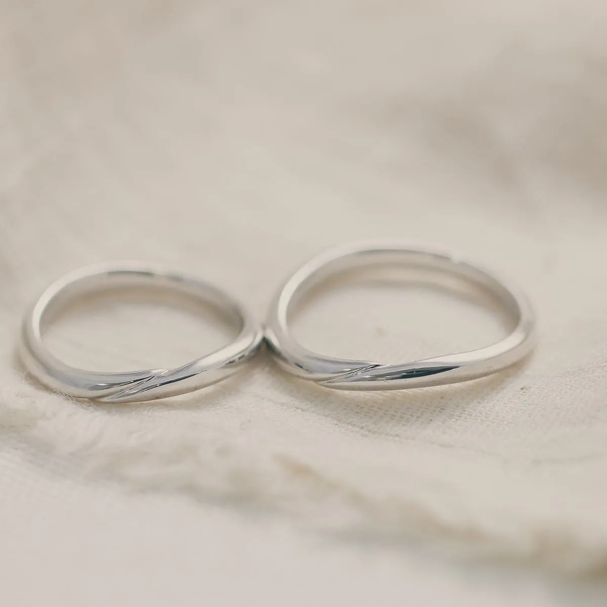 Unique Couple Wedding Ring Set - WM58