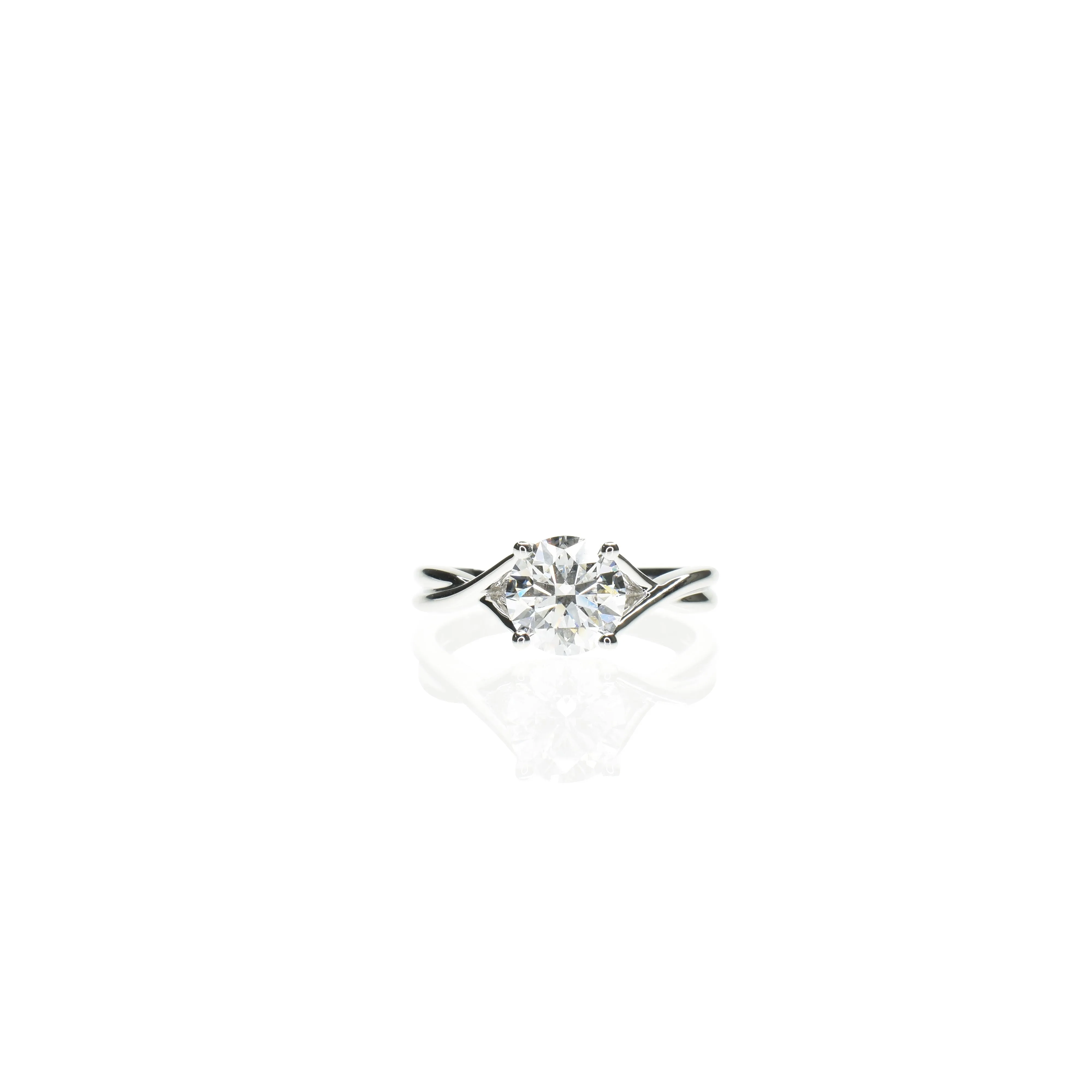 Unique Twisted Band Solitaire Ring