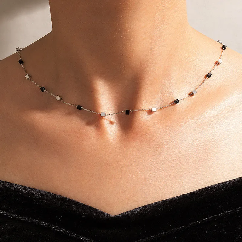 Women's Three-dimensional Square Simple Necklace Short